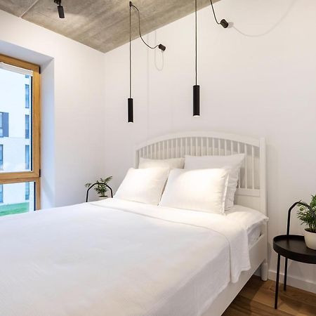City Center Sanctuary Modern Business-Class Studio With Free Parking In The Heart Of Вилнюс Екстериор снимка