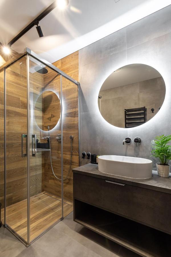 City Center Sanctuary Modern Business-Class Studio With Free Parking In The Heart Of Вилнюс Екстериор снимка