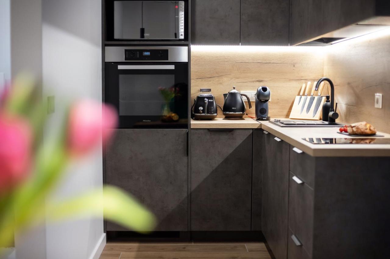 City Center Sanctuary Modern Business-Class Studio With Free Parking In The Heart Of Вилнюс Екстериор снимка