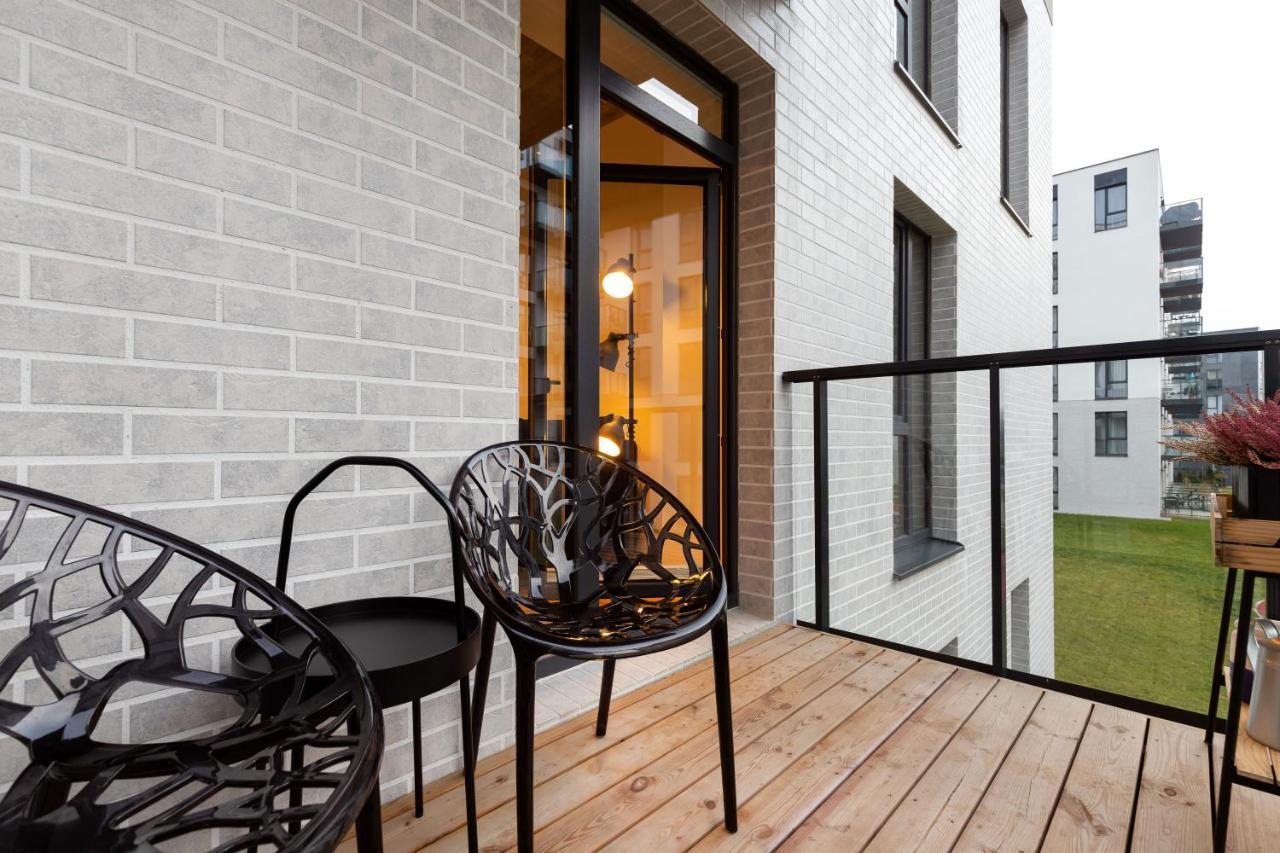 City Center Sanctuary Modern Business-Class Studio With Free Parking In The Heart Of Вилнюс Екстериор снимка